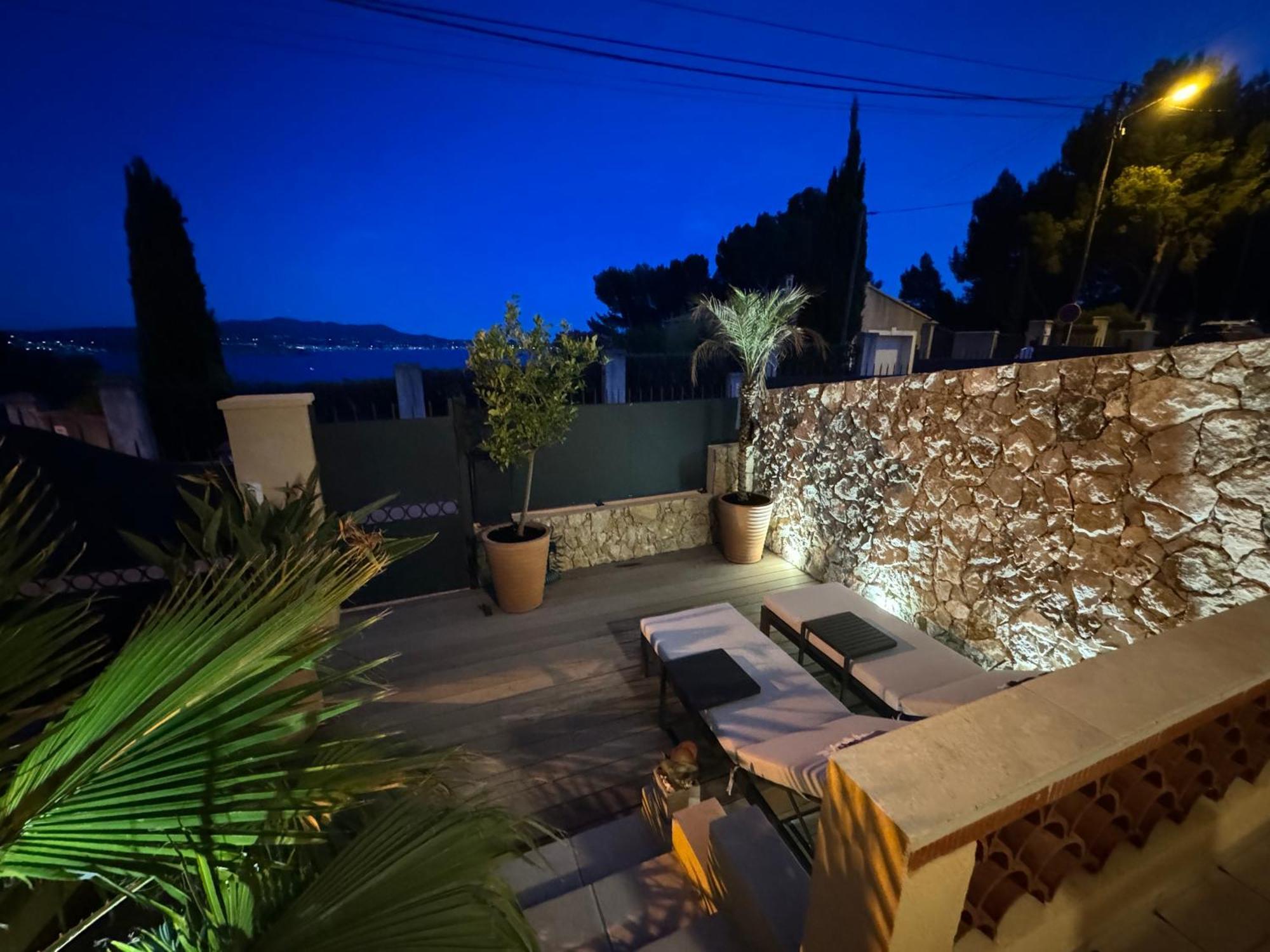 Confortable T2 Vue Mer Avec Terrasse Amenagee Et Parking Prive, Plage Et Port A Pied Sanary-sur-Mer Eksteriør bilde